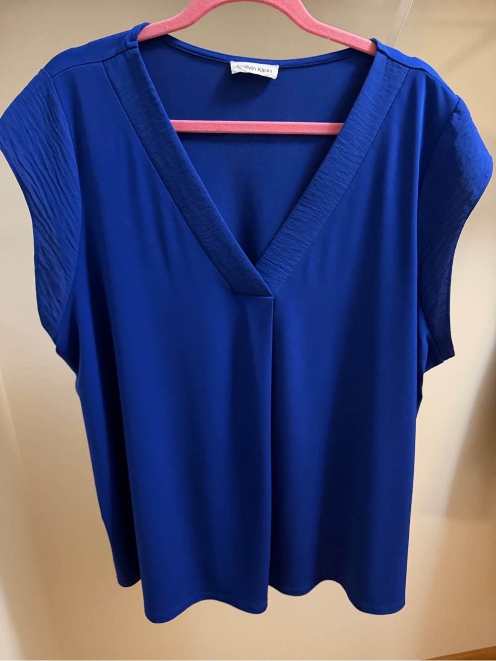 Calvin Klein Women's Cobalt Blue V-Neck Blouse